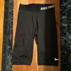 Nike Pro - exercise shorts